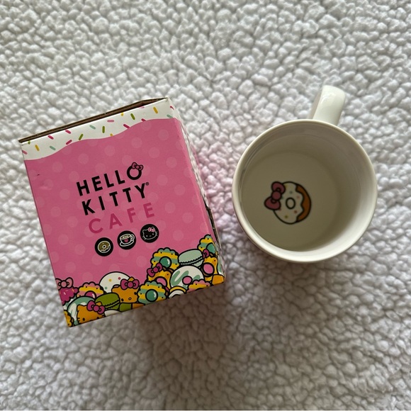HELLO KITTY CAFE mug donuts graphics coffee tea cup donut graphic on inner base - Picture 4 of 11